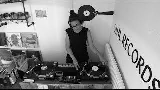 Download Lagu Sihl Records In-Store Session w./ Ajele MP3