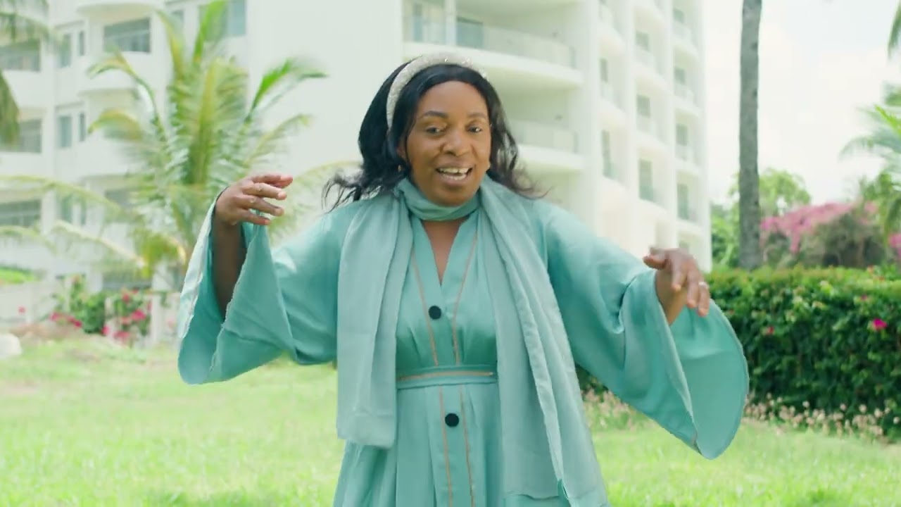 MUNGU YUKO JIKONI official video by COUPLE HEKIMA CBCA KISESI