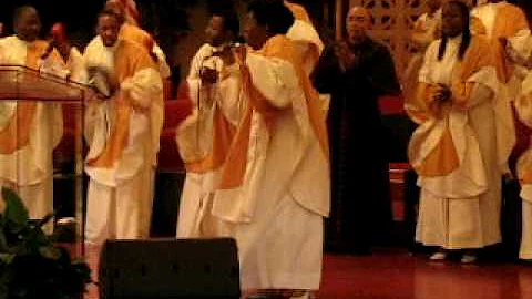 Cosmopolitan Church of Prayer Choir "Pray For Me" ...