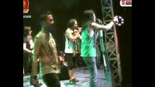 DMRPROD    PESTA DJARUM 76   AREK BAND    MARS BONEK
