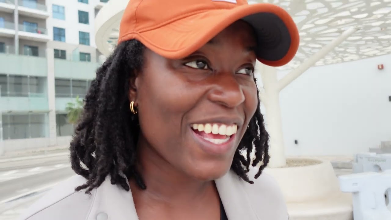 What $54 Gets You at a Grocery Store in Abu Dhabi!!!! (Better Than the U.S.?)