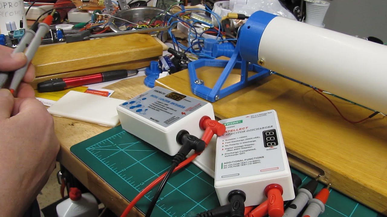 CAPACITOR DISCHARGER