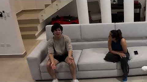 BARBIE DECLARES HER LOVE AND ASKS ME TO BE HER BOYFRIEND - Yair17