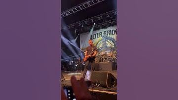Mark Tremonti Alter Bridge Cry of Achilles guitar solo Lyon 26/06/23