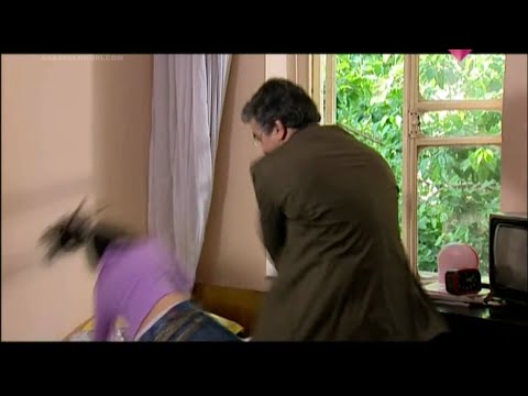 عباس يضرب ممثلة وينكشف مع الكلوت