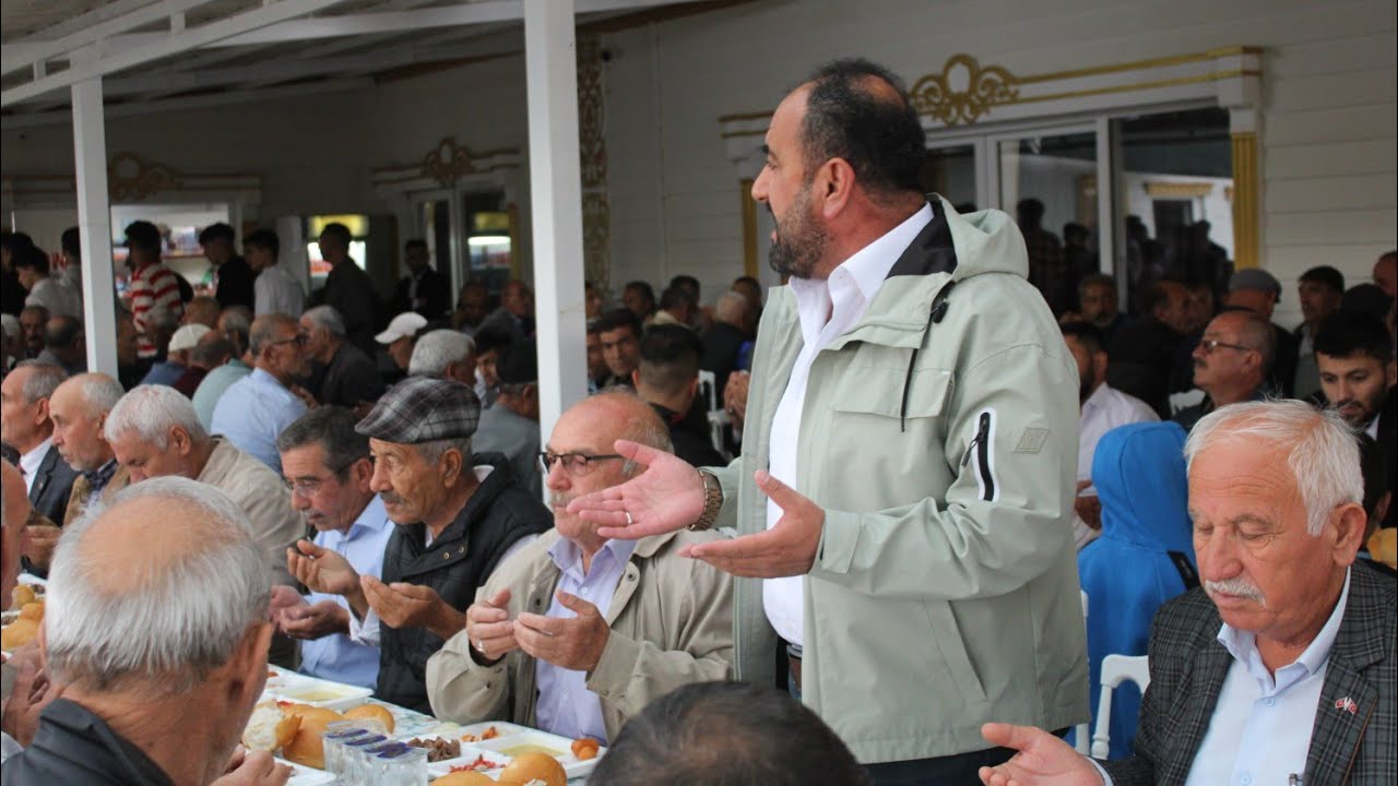 ŞEFAATLİ'DE DÜĞÜN YEMEKLERİ OLMASA OLMAZI ALLAH KABUL ETSİN GENÇ ÇİFTLERİMİZE MUTLULUKLAR DİLERİZ