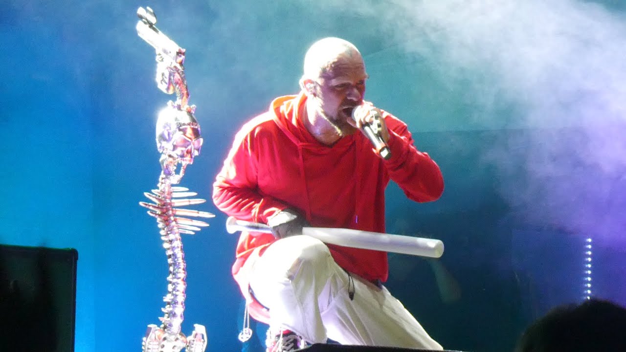 FIVE FINGER DEATH PUNCH - FULL SHOW@Hersheypark Stadium Hershey