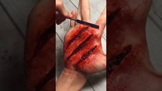 Mind-Blowing SFX Makeup: Creating Realistic Hand Scratches! 🩸🎨#SFXmakeup #SpecialEffects #Makeup