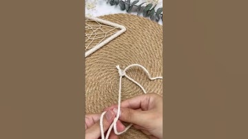 Amazing macrame art on the triangle frame tutorial part two.To be continued...#eousemacrame#macrame