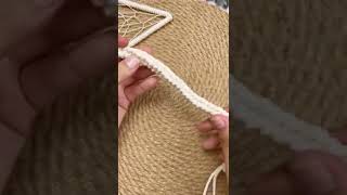 Amazing macrame art on the triangle frame tutorial part two.To be continued...#eousemacrame#macrame