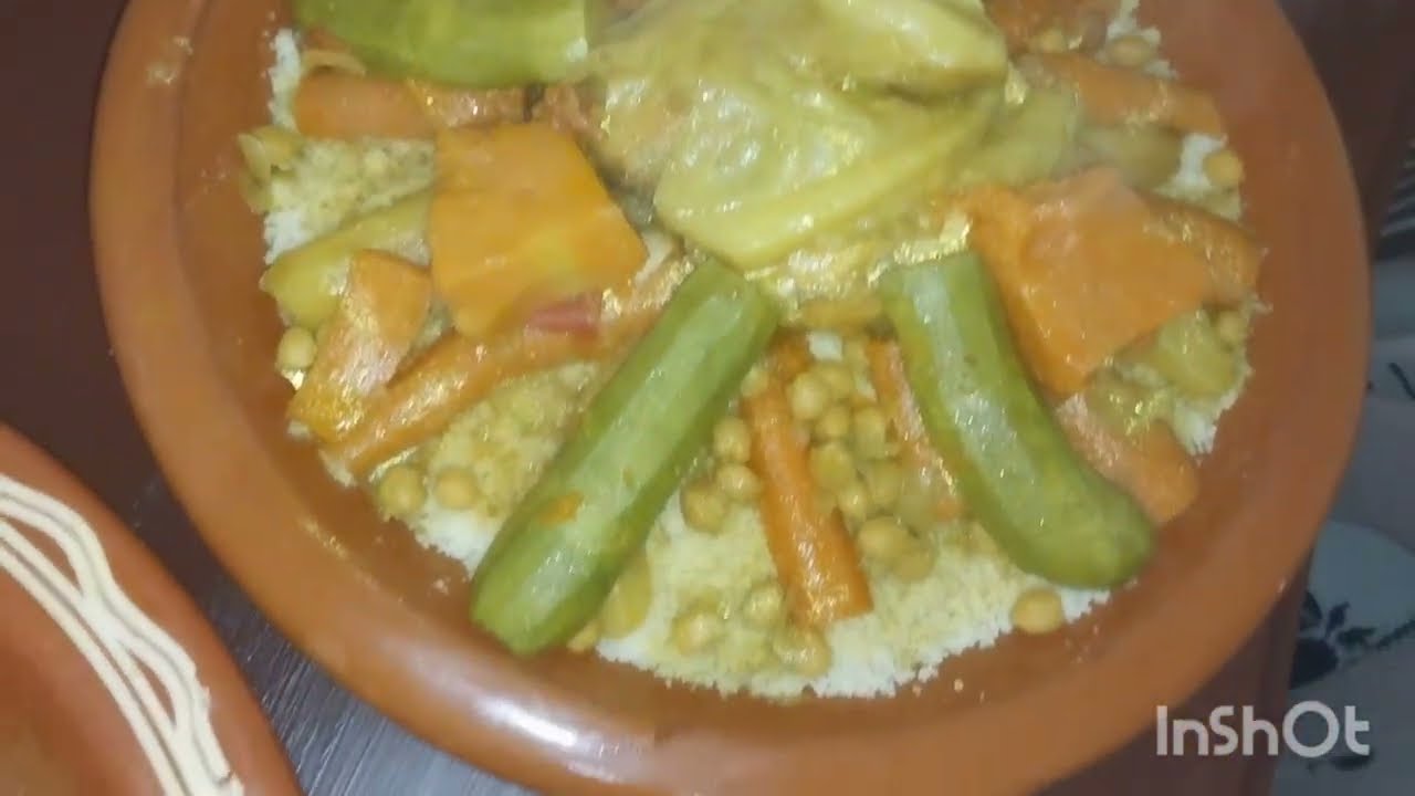 جمعة مباركة علينا وعليكم نتمنا تبعوني