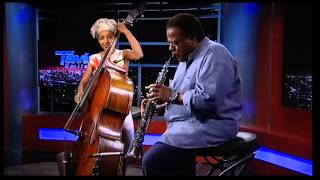 Video voorbeeld van "Wayne Shorter and Esperanza Spalding, Footprints"