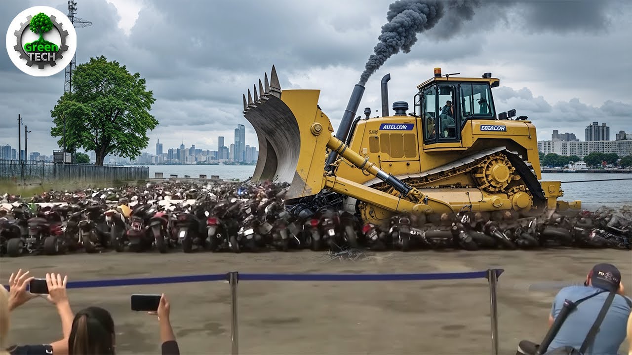 Jaw-Dropping Bulldozer Operator Skills So Crazy You’d Think They’re Fake!  #4