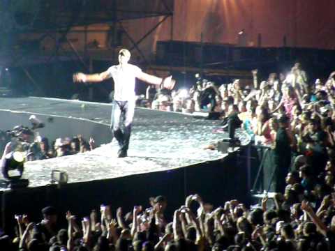 ENRIQUE IGLESIAS LARA TOP FESTIVAL 2009