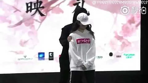 Yangyang X Liu Yifei stage collarboration of urban dance - DayDayNews