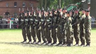 Pokaz musztry paradnej Kompanii Honorowej 9 Brygady Kawalerii Pancernej