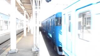 ＜北陸本線＞475系+413系（青色）・415系800番台（茜色）金沢駅発着