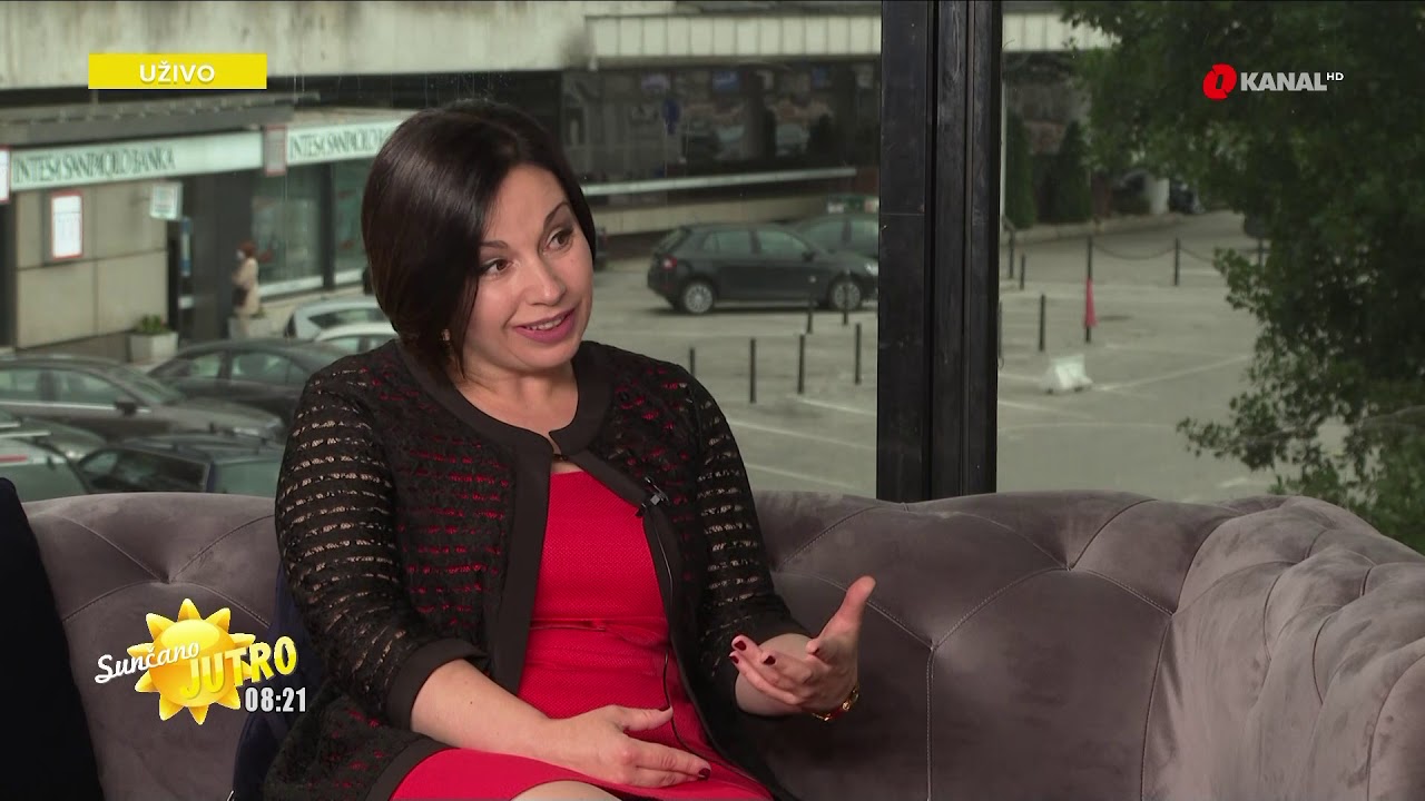 DR. BOJANA ŠKIPINA, SPECIJALISTA OFTALMOLOGIJE - UGRADNJA MULTIFOKALNIH LEĆA