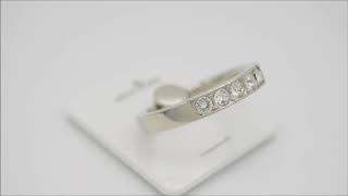 Swarovski Crystals allurRing Cell Phone Ring Holder by GPEL (Charlotte White) Swarovski Crystals allurRing Cell Phone Ring Holder by GPEL (Charlotte White)