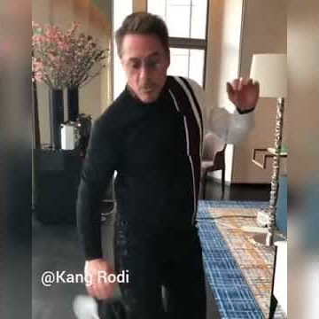 (RAMADHAN TIBA ) versi Robert downeyjr