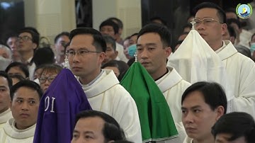 Ý NGHĨA DẦU THÁNH VÀ TRUYỀN DẦU THÁNH DO ĐỨC CHA VINH SƠN NGUYỄN VĂN BẢN CHỦ SỰ TRONG SỨ VỤ MỚI.