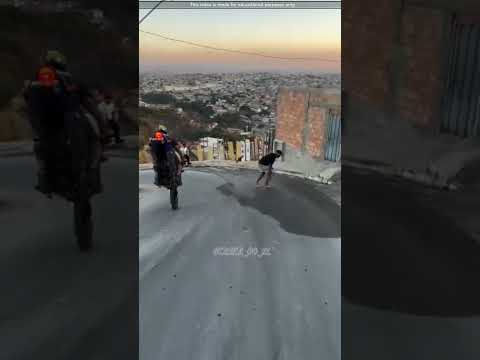 awosome control on bike 🚳@bizuka_do_rl