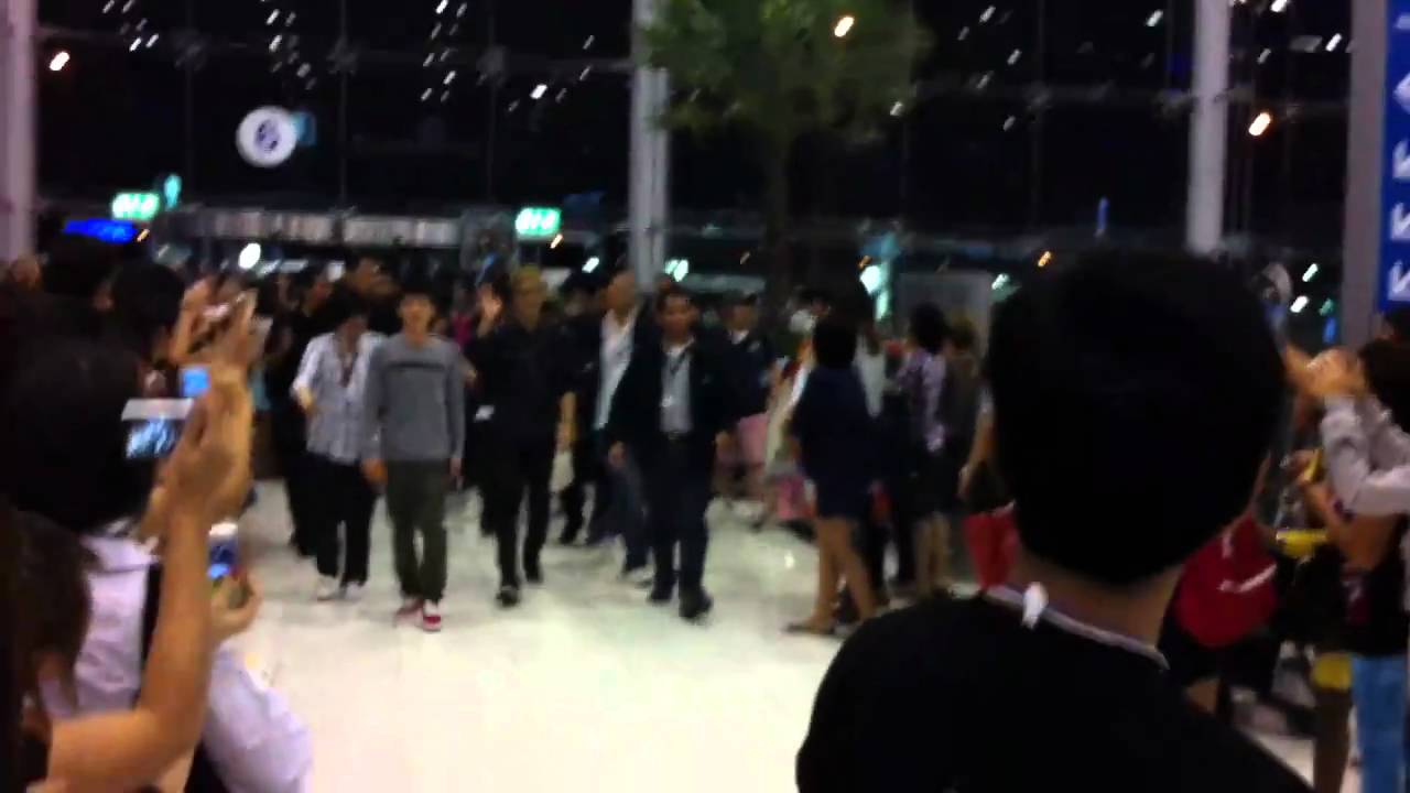 101113 BEAST in Suvarnabhumi Airport - Part 1