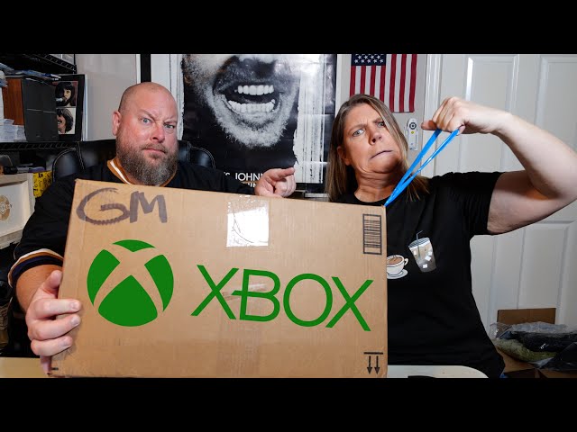 I bought an ELECTRONICS  Customer Returns Mystery Box + We NEED an  XBOX 