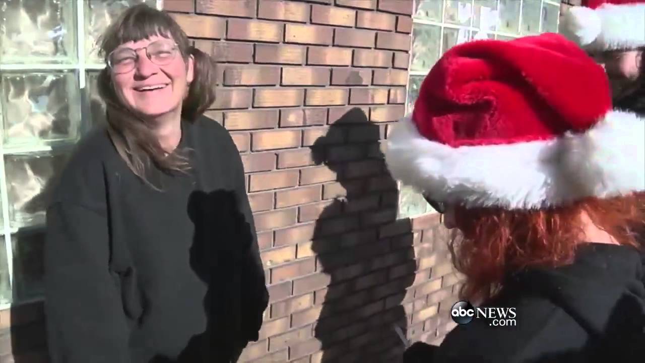 NonProfit Gives Free Weed to the Homeless