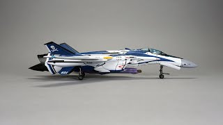 Bandai DX Macross Worldwide 'MWW' DX VF-25 Toy Review