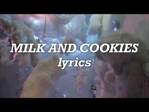 Melanie Martinez - Milk And Cookies (Lyrics)