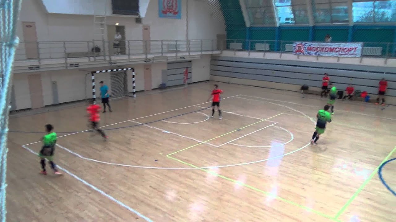 Матч 2 тура НМФЛ зона Москва, дивизион (Юг), между командами Reddish ...