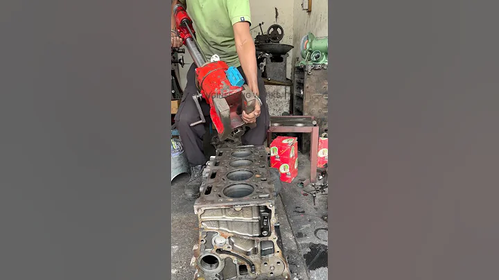 How to JCB engine piston clearance bore #automobile #shortsfeed #repair #crankshaft #cleaning #car