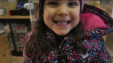 Elsie heard the tooth fairy | VLOG 5