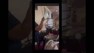 Female drummer on the loose.  #quanthedrummer #letsshed #femaledrummer