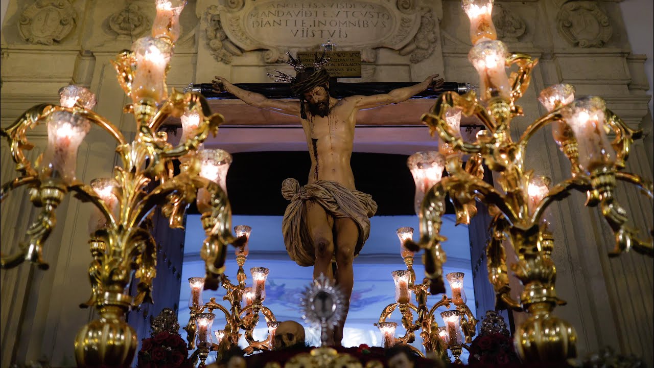 Entrada del Cristo de los Desamparados en el Santo Ángel | Sábado de Pasión 2024