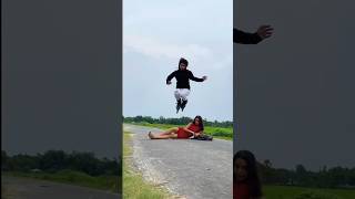 Skating#girlreaction#practice#on road#inlimeskating#short#video#ytshort#virl#video