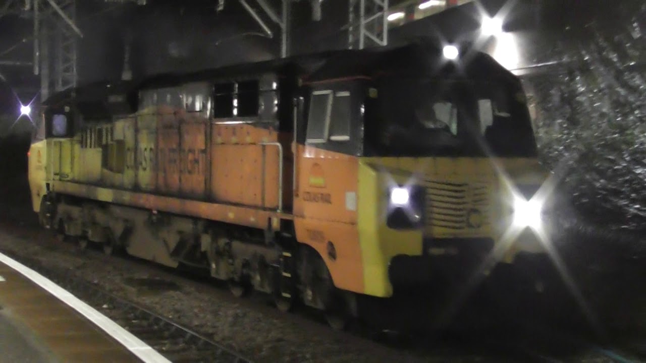 Colas Rail 70809 powers out of Walsall with tones - 28/02/20 - YouTube