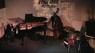 Peter Martin - 2 Minute Jazz Piano Comedy