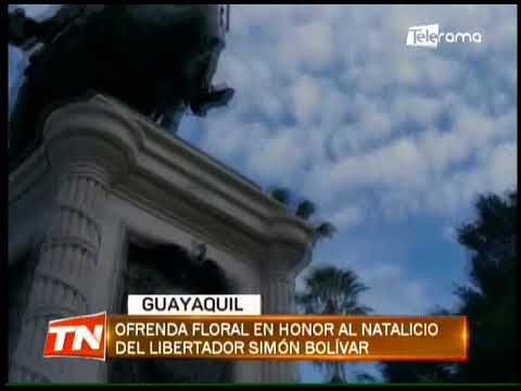 Ofrenda floral en honor al natalicio del Libertador Simón Bolívar