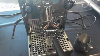 Faema Carisma Test Shot of Espresso Service Complete — Test Shot After Full Tune-Up | Kanen Coffee