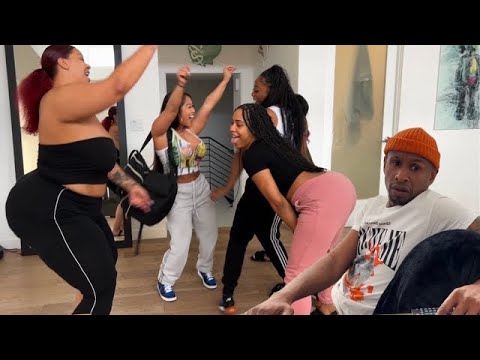 Girls Pre-Game at my House!! @JennyBabas @jendayicurry_ - YouTube