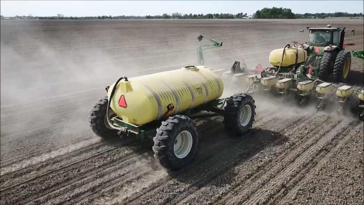 MARK CHAMBERS PLANTING CORN MAY 12TH, 2022 LIBERTY, INDIANA JD 8130 AND JD 1775NT PLANTER DRONE VDEO