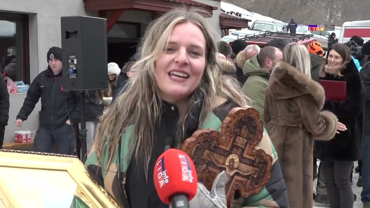 Aleksandra Ćurčić prva doplivala do Časnog krsta u Budoželji