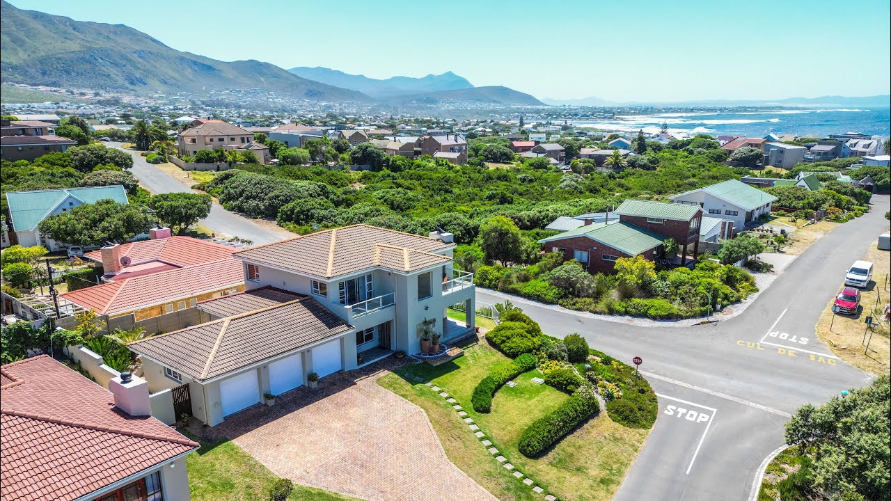 Beautiful home for sale in Vermont, Hermanus, South Africa R5,400,000