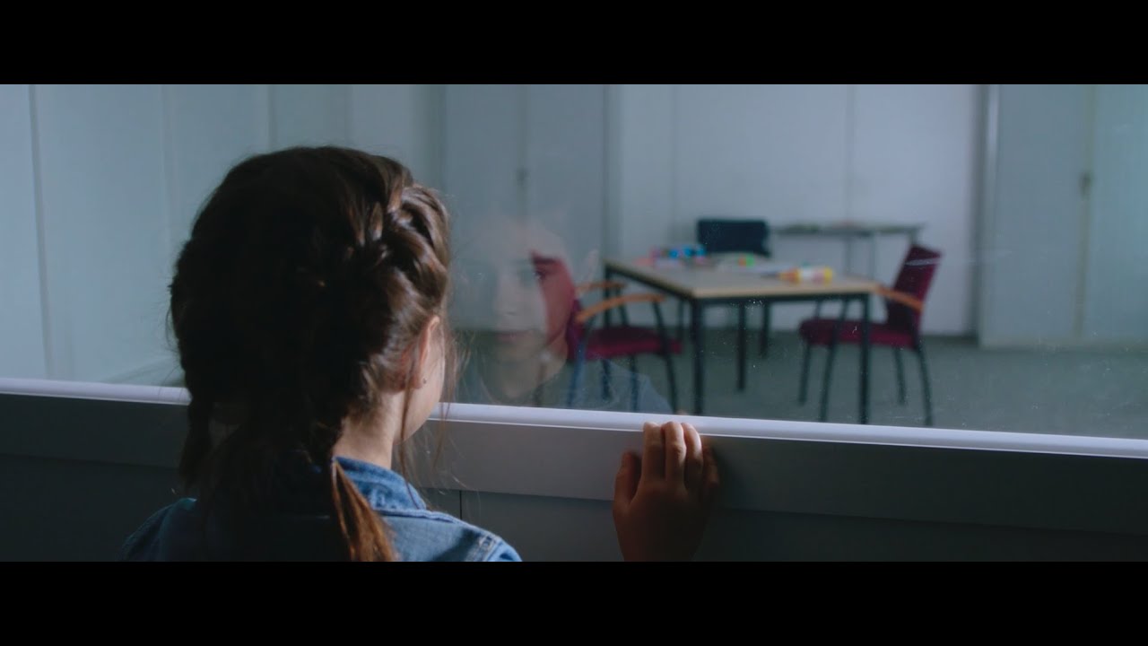 ET APRÈS de Marine FOLLONIER - ESRA 2020