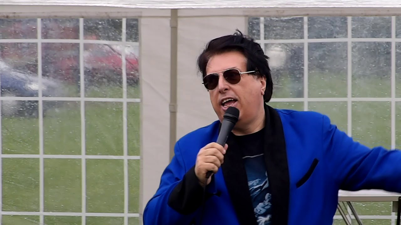 Runaway- Eddie Vee- Party  On The Pitch- 12/08/2017