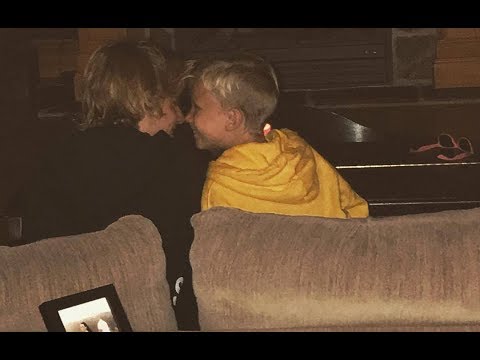 Justin Bieber showing love for his brother Jaxon Bieber in Canada on ...
