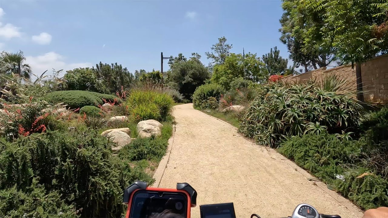 Encinitas Community Park, N Coast Trail