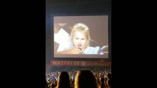 Celebrity Luke Bryan pulls 5 year old Bella on stage Net Worth